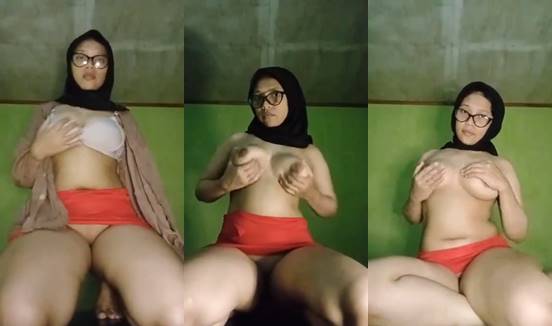 Jilbabbokep kacamata hitam bugil sange